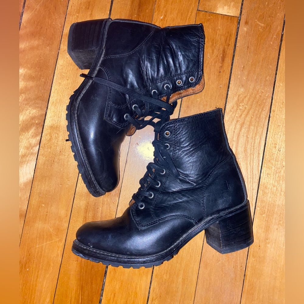 Frye Sabrina Black Lace Up Heeled Leather Boots Size 7.5